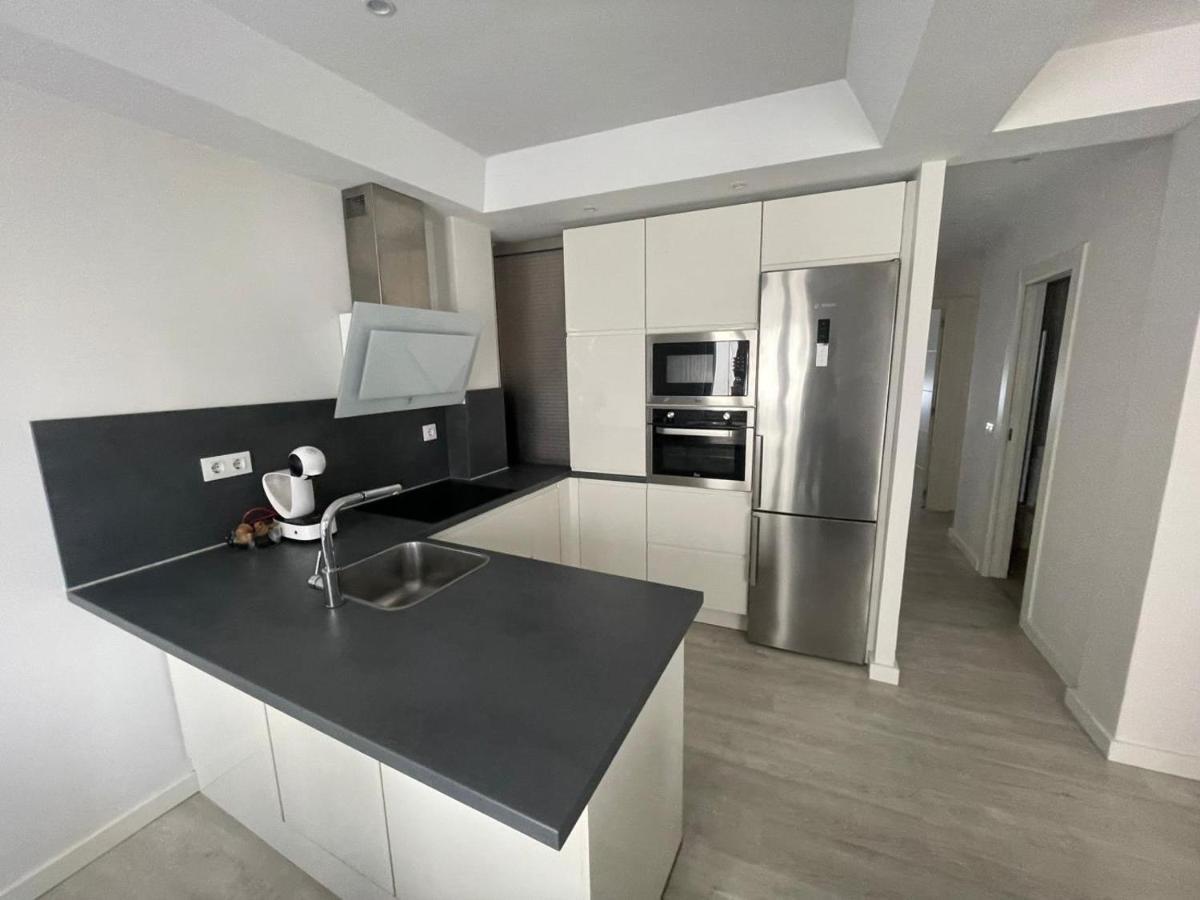 Апартаменты Nuevo! Piso En Pleno Centro Сантандер Экстерьер фото